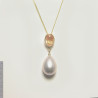Złota zawieszka z andaluzytem i perłą